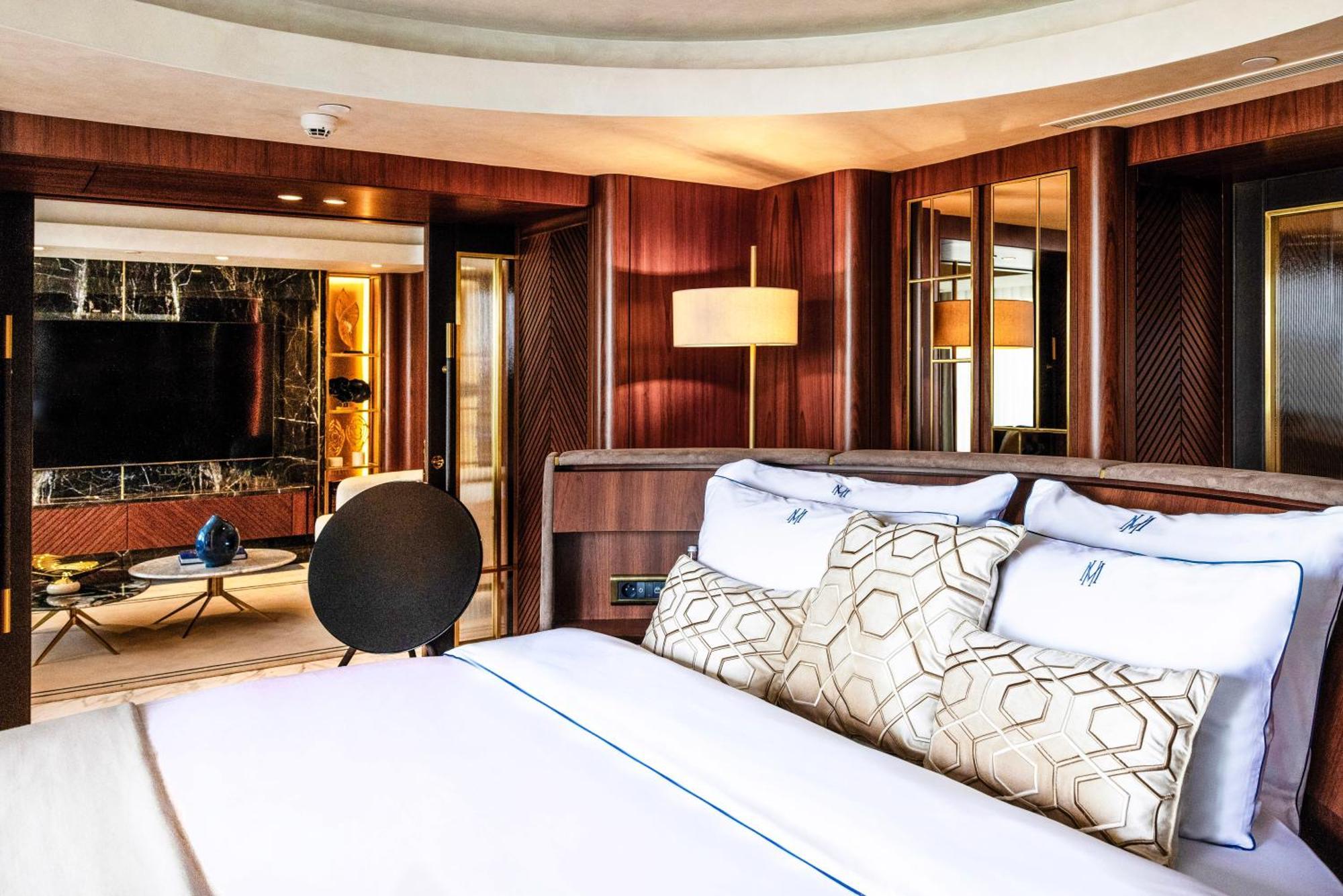 The Maestro Hotel Istanbul Bagian luar foto